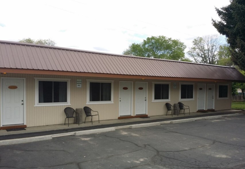 More Photos Of 616 Mill St, Maupin Hotel For Sale