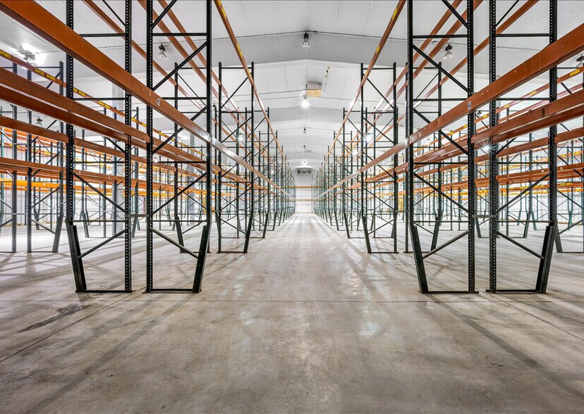 More Photos Of 26609 Newbanks Rd, Abingdon Refrigeration Cold Storage For Lease
