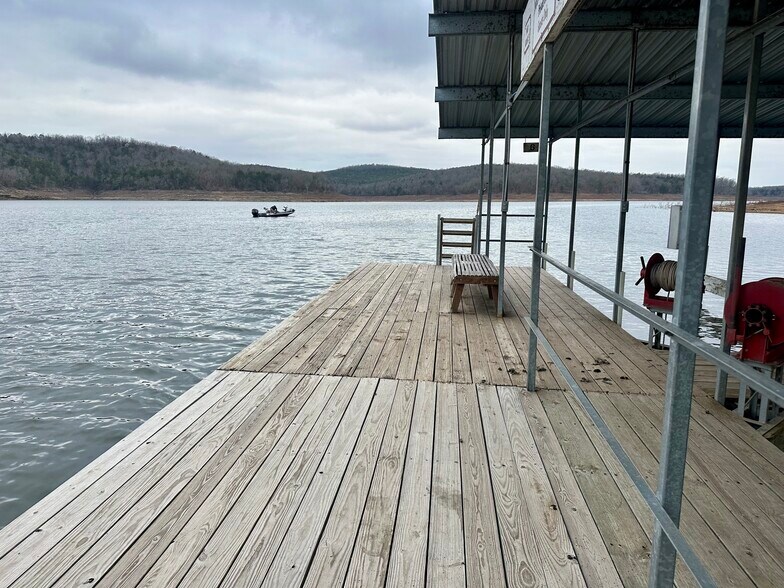 More Photos Of 10 Lease Ln, Theodosia Hotel For Sale