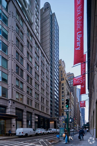 More Photos Of 3 E 40th St, New York Hotel For Lease