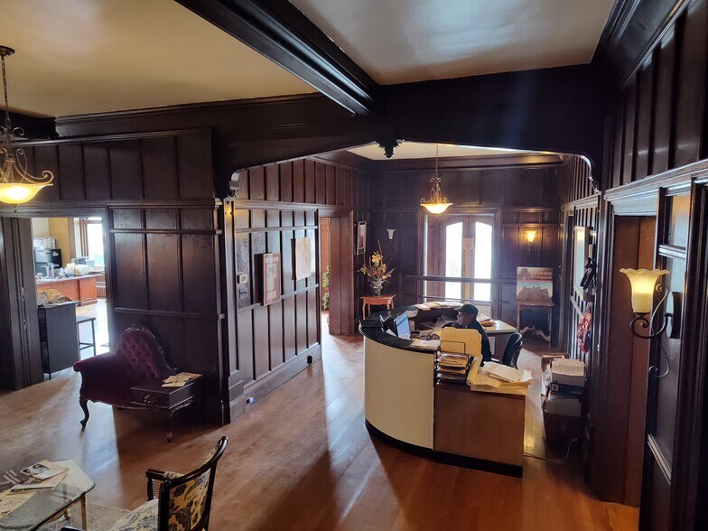 More Photos Of 8443-8445 E Jefferson, Detroit Office For Sale
