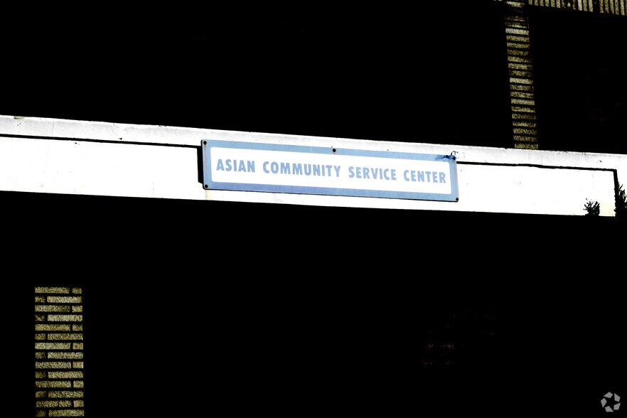 More Photos Of 14112 S Kingsley Dr, Gardena Office For Sale