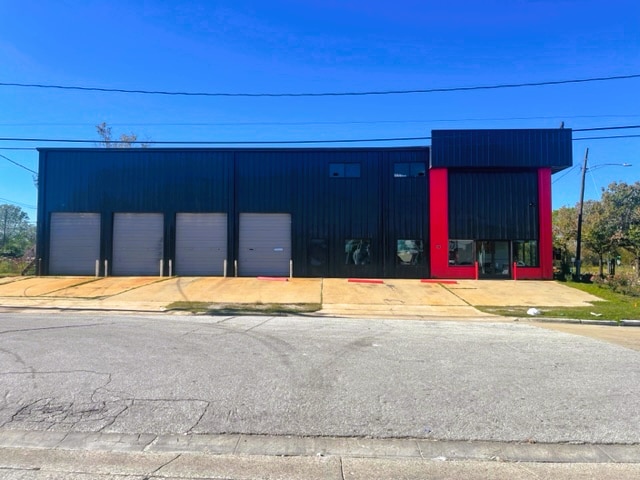 More Photos Of 3500 Elgin St, Houston Flex For Sale