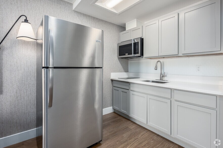 More Photos Of 11260 Point East Dr, Rancho Cordova Apartments For Sale