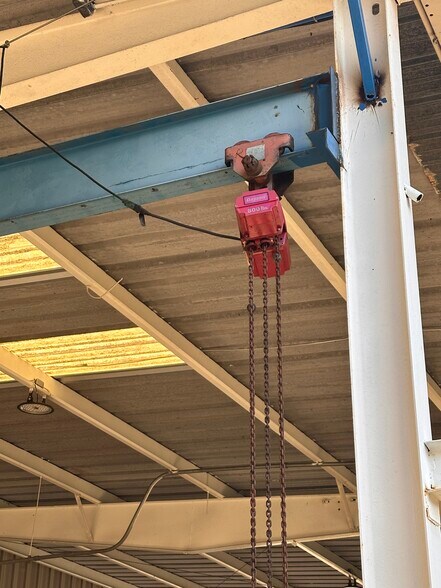 More Photos Of 5055 Edgefield Rd, Trenton Warehouse For Sale