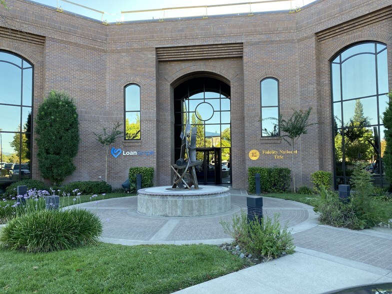 More Photos Of 930 Executive Way, Redding Office For Sale