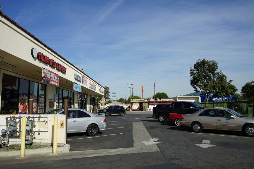 More Photos Of 9910 Long Beach Blvd, Lynwood Freestanding For Sale