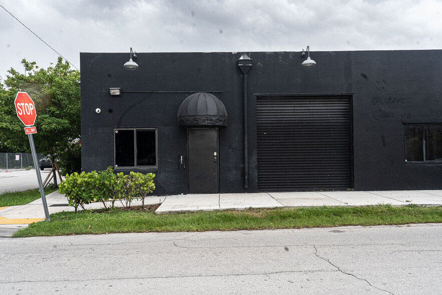 Primary Photo Of 401 NE 8th St, Fort Lauderdale Warehouse For Lease