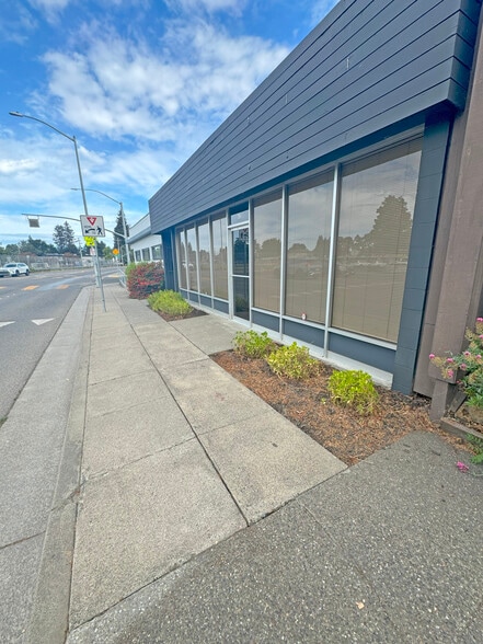 Primary Photo Of 62 Brookwood Ave, Santa Rosa Medical For Sale