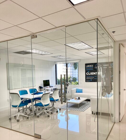 More Photos Of 1000 Brickell Ave, Miami Office For Lease