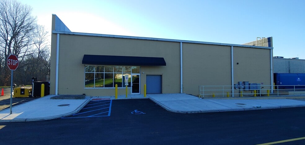 More Photos Of 4345 Highway 9, Freehold General Retail For Lease