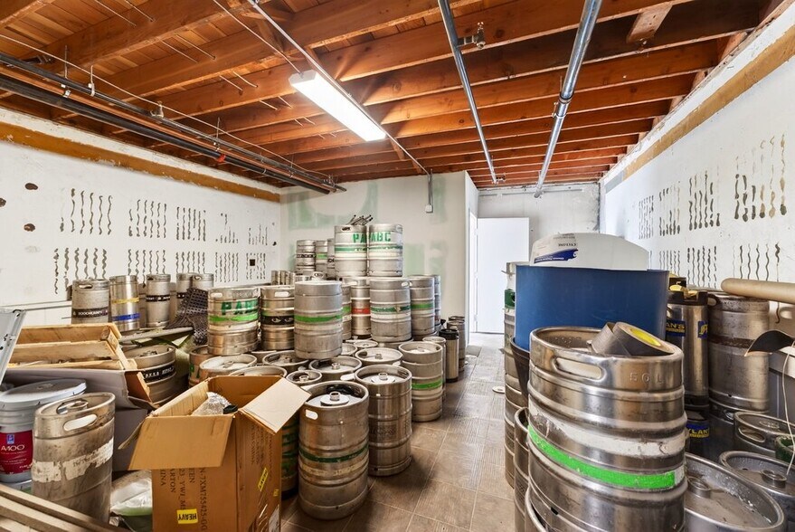 More Photos Of 625 Main St, Watsonville Freestanding For Sale