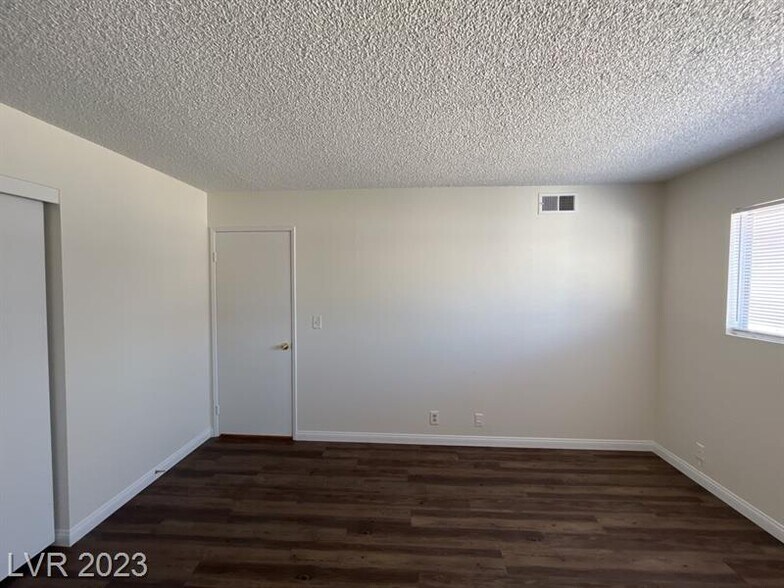 More Photos Of 2916 Karen Ave, Las Vegas Apartments For Sale