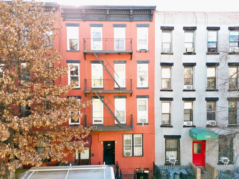 More Photos Of , Brooklyn Unknown For Sale