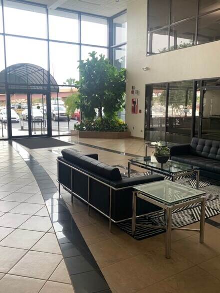 More Photos Of 950 S Winter Park Dr, Casselberry Office For Lease