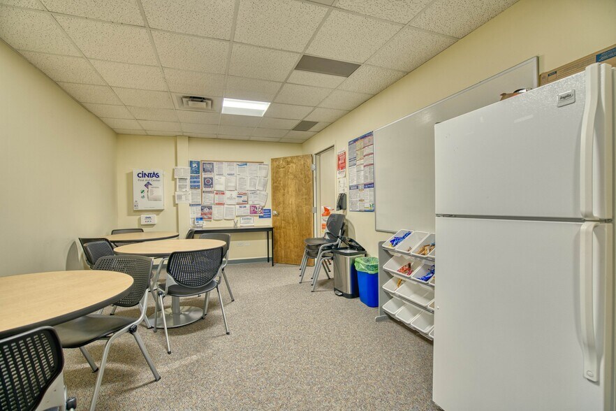 More Photos Of 1110 Boston Ave, Longmont Research And Development For Sale
