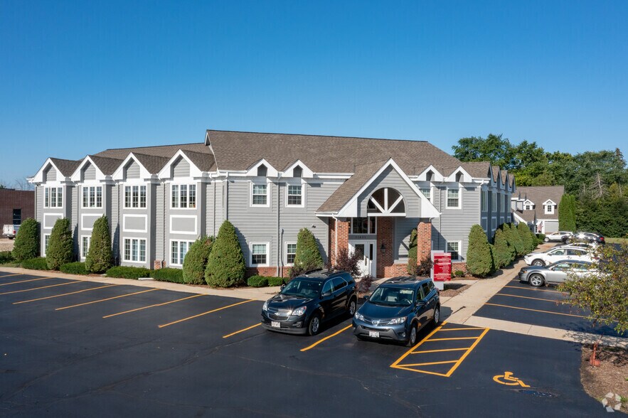 More Photos Of 11431 N Port Washington Rd, Thiensville Office For Sale