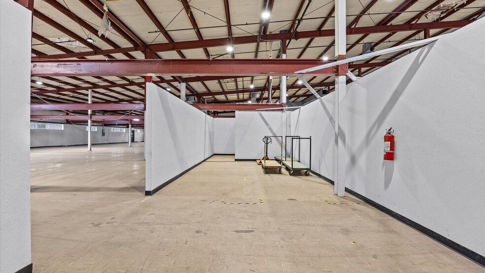 More Photos Of 287 27 Rd, Grand Junction Warehouse For Lease