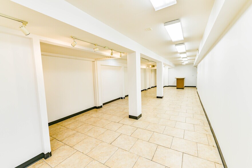 More Photos Of 6556 Jonas Pl, Berkeley Warehouse For Sale