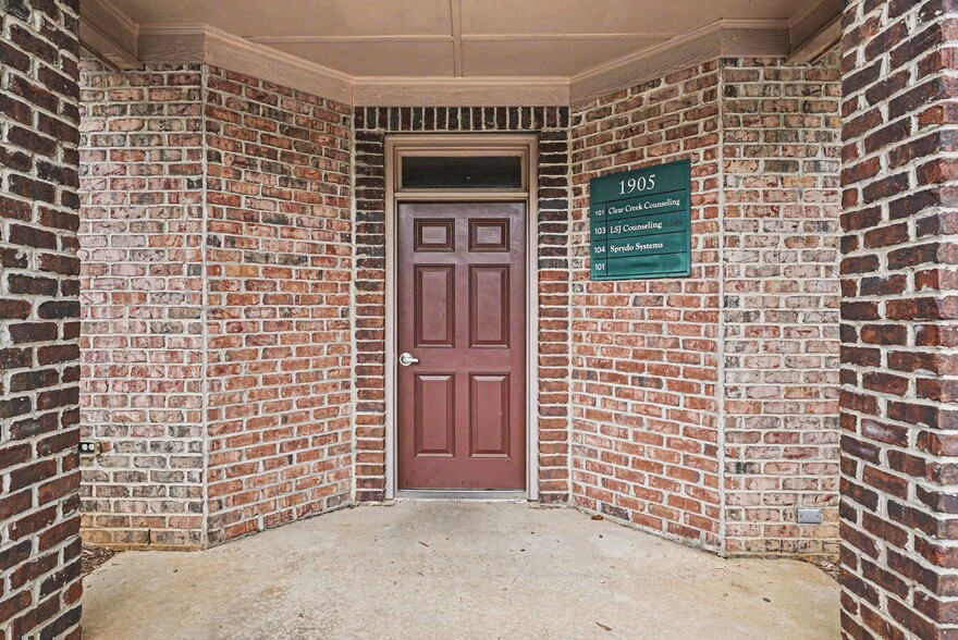 More Photos Of , Charlotte Office For Sale