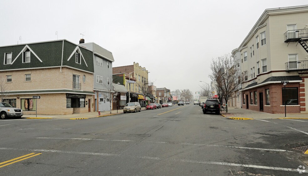 More Photos Of 872 Broadway, Bayonne Office For Sale