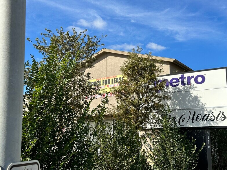 More Photos Of 900 W Jackson Ave, Pasadena Unknown For Lease
