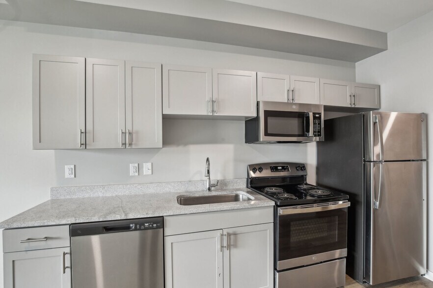 More Photos Of 4040 Travis Dr, Nashville Apartments For Sale