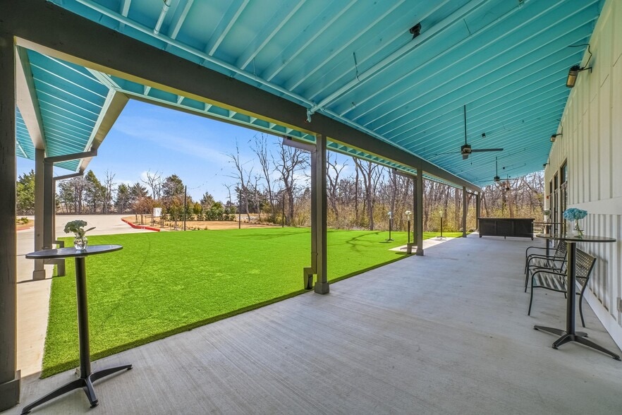 More Photos Of 410 S Paschall Rd, Sunnyvale Specialty For Sale