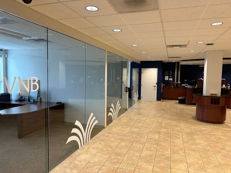 More Photos Of 8780 Centreville Rd, Manassas General Retail For Sale