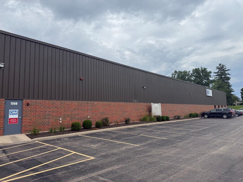 More Photos Of 126 Kirkland Cir, Oswego Warehouse For Lease
