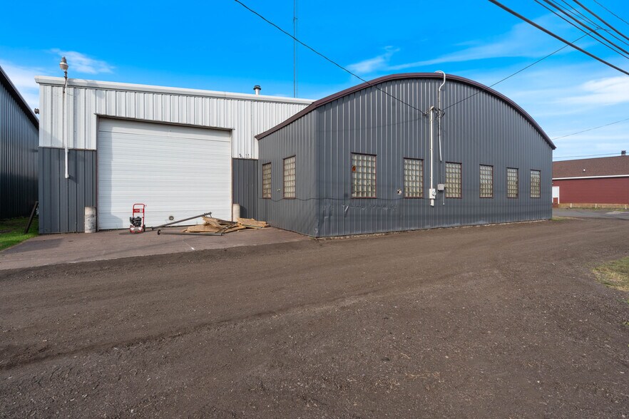 More Photos Of 4001 E 2nd St, Superior Auto Repair For Sale