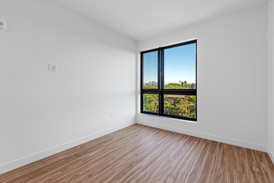 More Photos Of 11600 National Blvd, Los Angeles Apartments For Sale