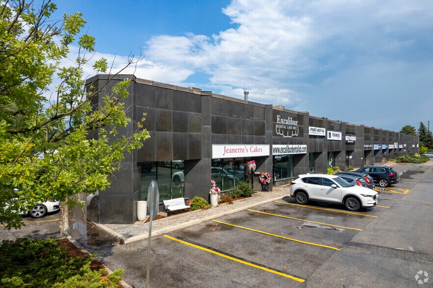 More Photos Of 461 N Service Rd W, Oakville Light Manufacturing For Lease