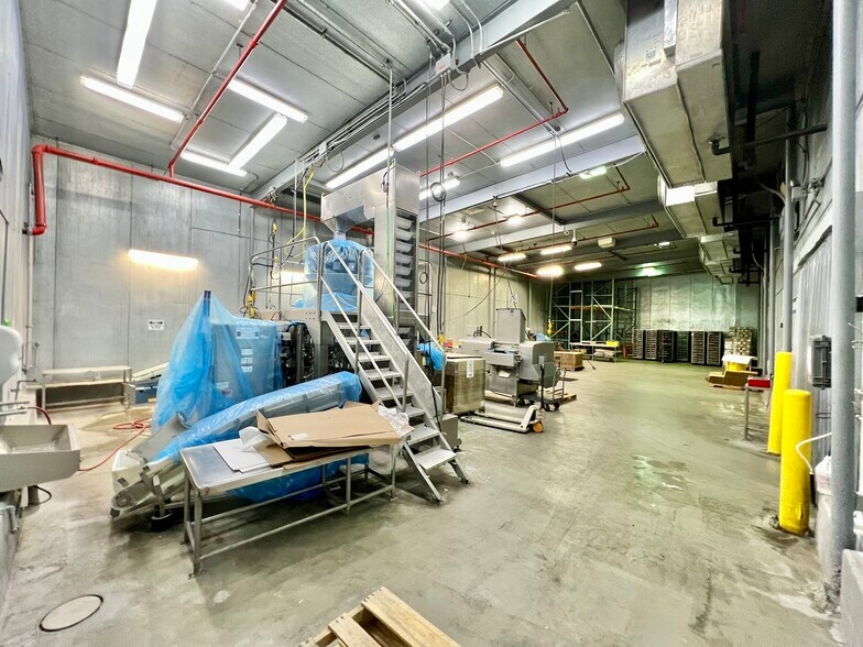 More Photos Of 1641 N 8th St, Colton Food Processing For Lease