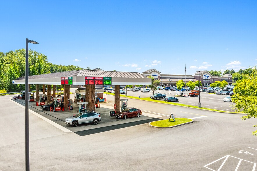 More Photos Of 9050 Staples Mill Rd, Richmond Unknown For Lease