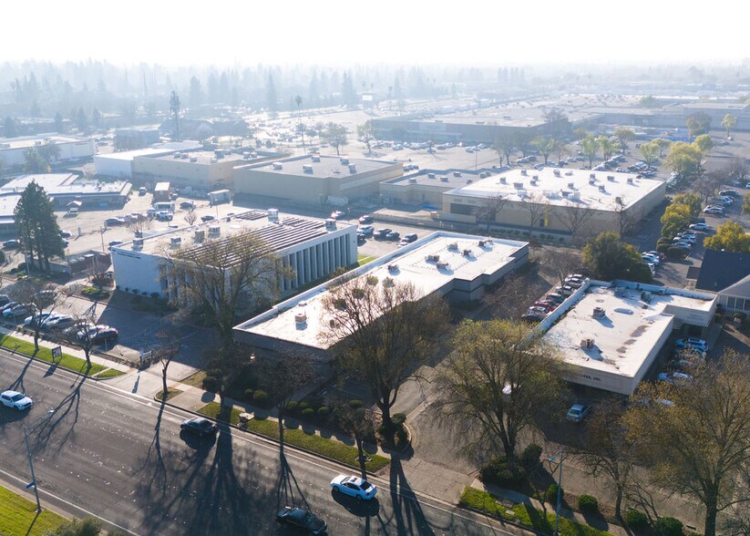 More Photos Of 3191 M St, Merced Office For Sale