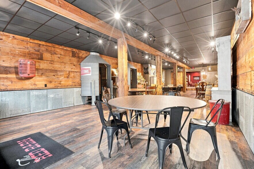 More Photos Of 106 S State St, Geneseo Storefront Retail Office For Sale