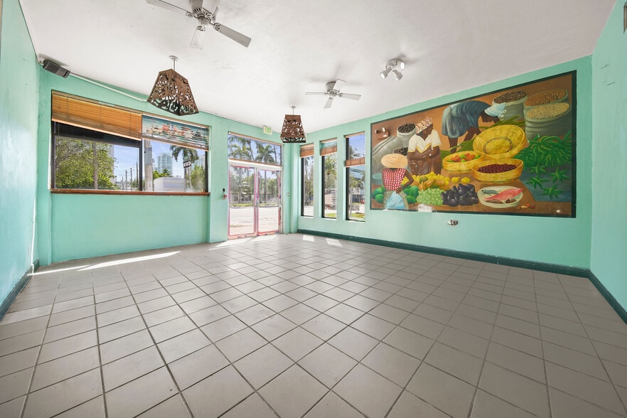 More Photos Of 819 5th St, Miami Beach Freestanding For Sale
