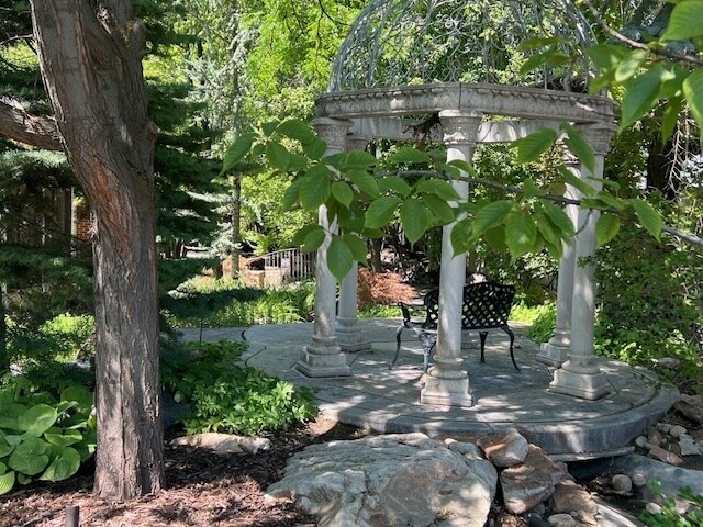 More Photos Of 564 W 400 N, Bountiful Freestanding For Sale
