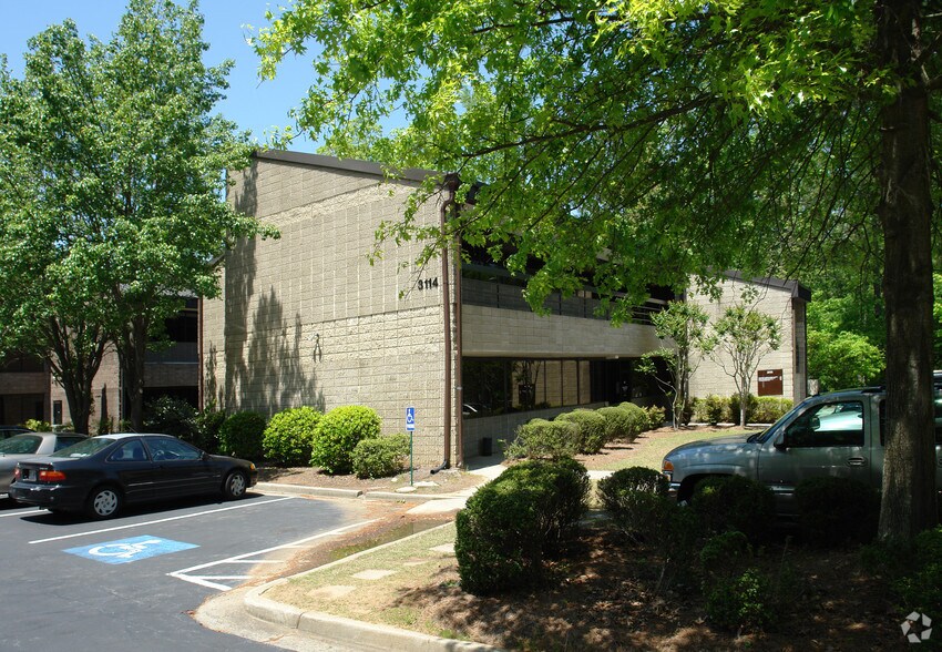 Primary Photo Of 3114 Mercer University Dr, Chamblee Office For Sale