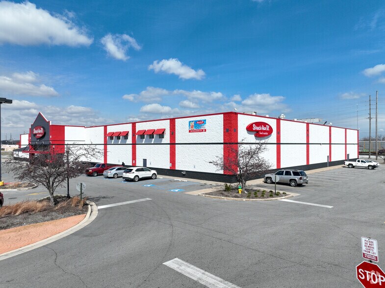 More Photos Of 115 E Sibley St, Hammond Freestanding For Lease