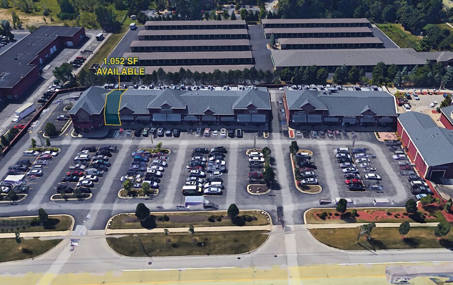 More Photos Of 47135-47239 5 Mile Rd, Plymouth Storefront For Lease