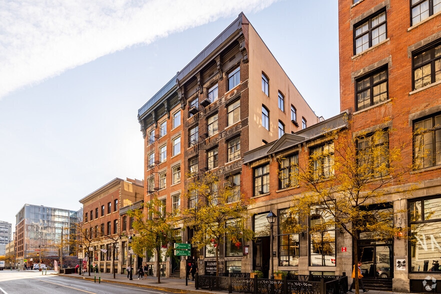 Primary Photo Of 110-112 Rue McGill, Montréal Apartments For Sale