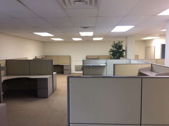 More Photos Of 10090 Main St, Fairfax Office For Lease