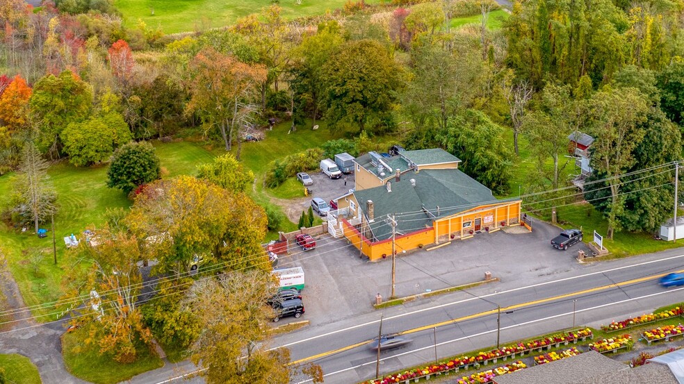 Primary Photo Of 405 Broadway, Ulster Park Restaurant For Sale