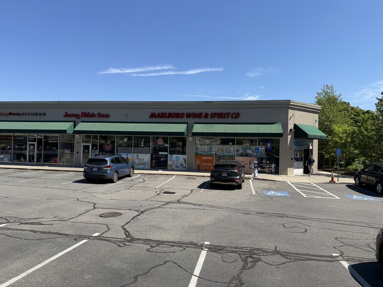 More Photos Of 42-44 W Boston Post Rd, Marlborough General Retail For Lease