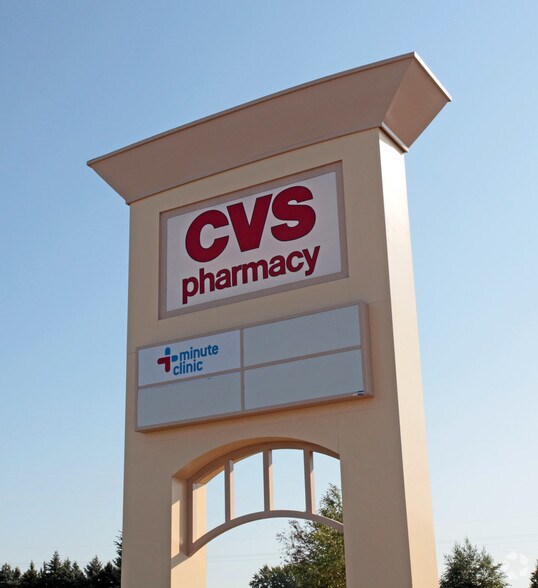 More Photos Of 15115 Dove Trl, Apple Valley Drugstore For Lease