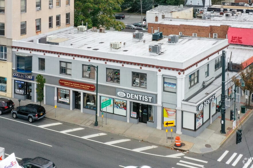 More Photos Of 393 Sunrise Hwy, Lynbrook Storefront Retail Office For Sale