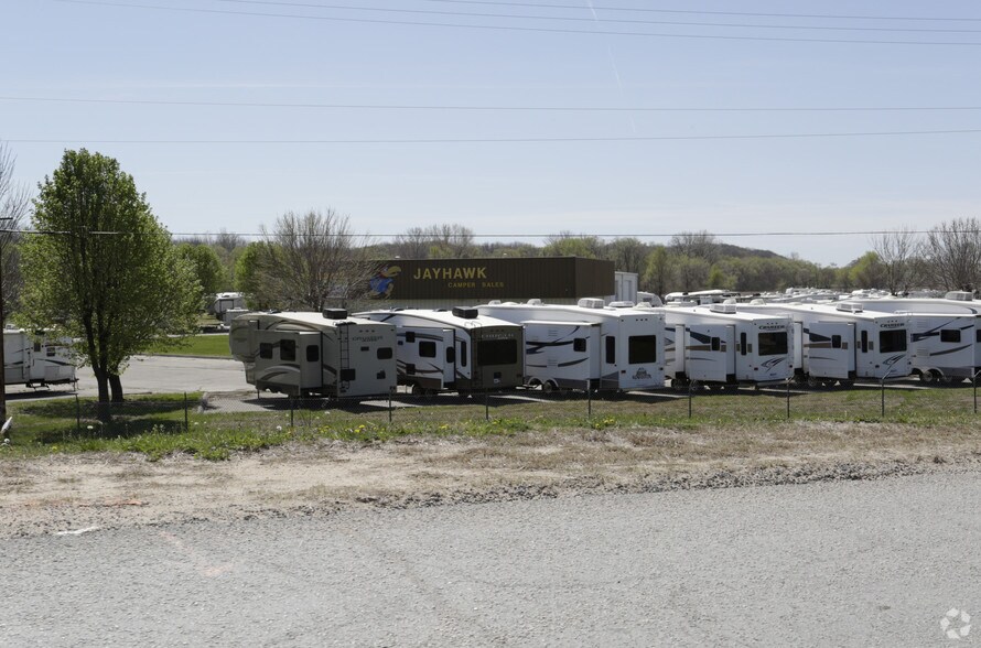 More Photos Of 24105 W 43rd St, Shawnee Land For Lease