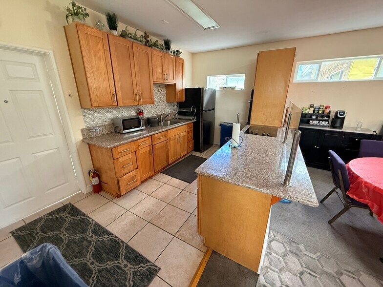 More Photos Of 1850 15th St, San Pablo Religious Facility For Sale